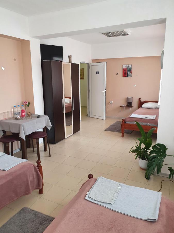 Rooms Lagat Trojan Kültér fotó